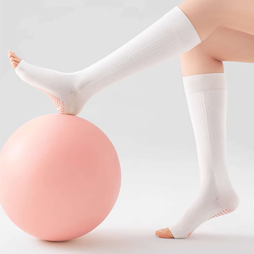 جوارب يوغا احترافية مفتوحة الأ - مراجعة Compression Sleeve Calf وسعره