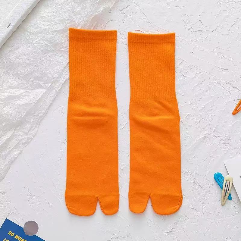 جوارب تابي متوسطة الطول بألوان - مراجعة Toe Sock Split وسعره